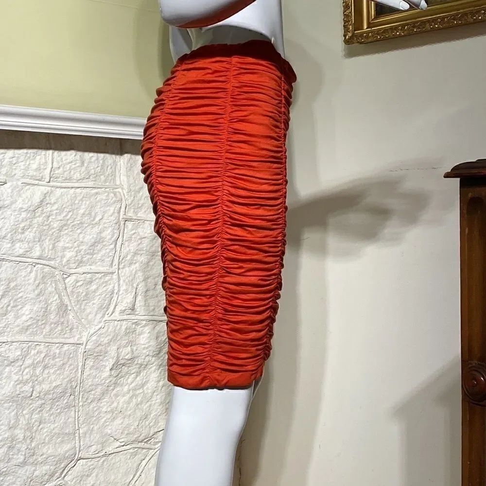 Tatum & Olivia Ruched Bodycon Mini Skirt - Picture 4 of 15